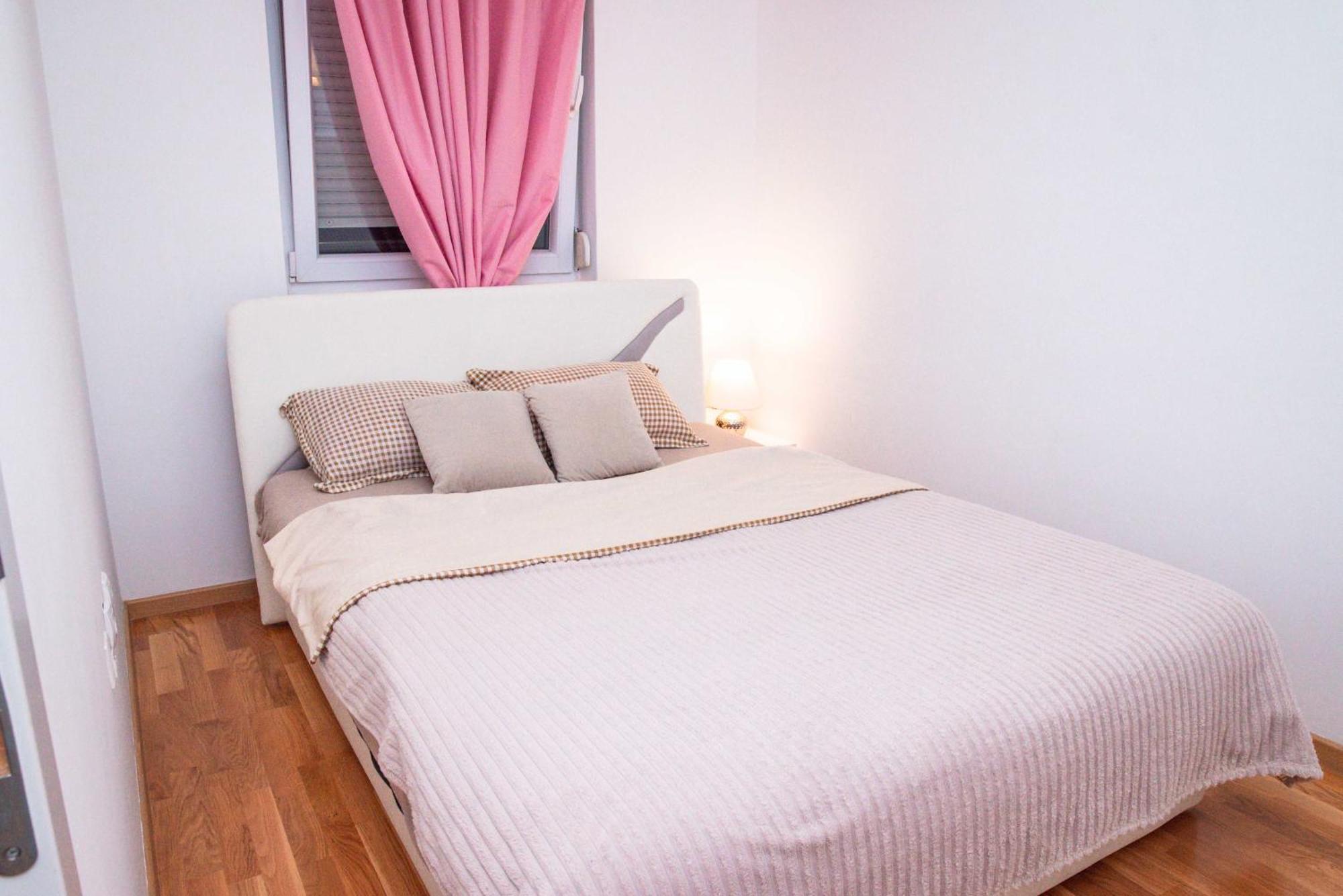Apartman Royal 2 Doboj Buitenkant foto